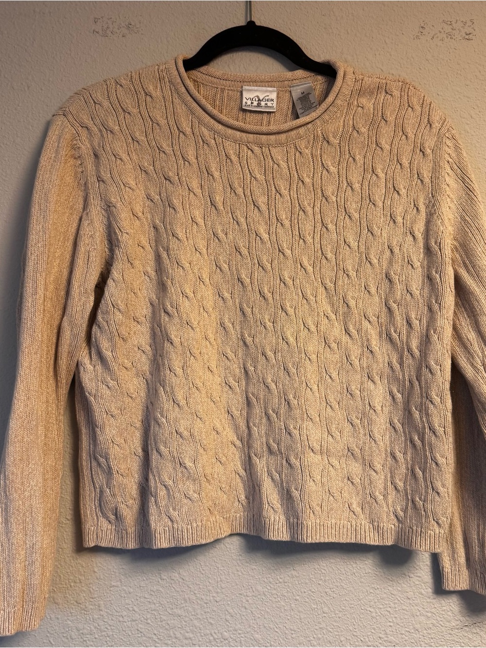 Liz Claiborne Cream Cable Knit Crewneck Sweater
